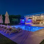 Shameti - Private With Pool Near By Mana Gers 别墅 *