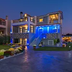 Shameti - Private With Pool Near By Mana Gers 别墅