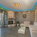 Shameti - Private With Pool Near By Mana Gers * 扎金索斯镇