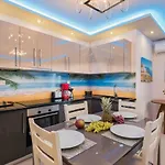 Shameti - Private With Pool Near By Mana Gers 别墅