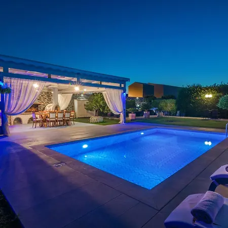 Shameti - Private With Pool And Billiards Near By Mana Gers Villa Zakynthos Town