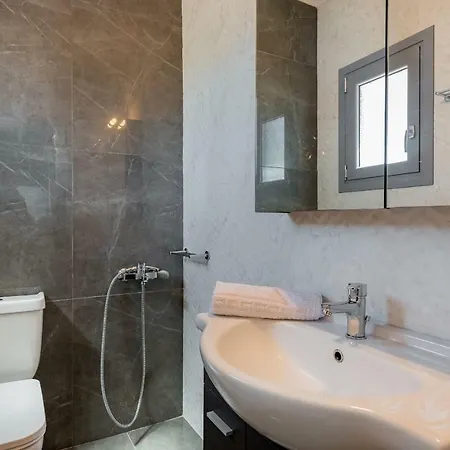 Villa Shameti - Private With Pool And Billiards Near By Mana Gers Zakynthos Town