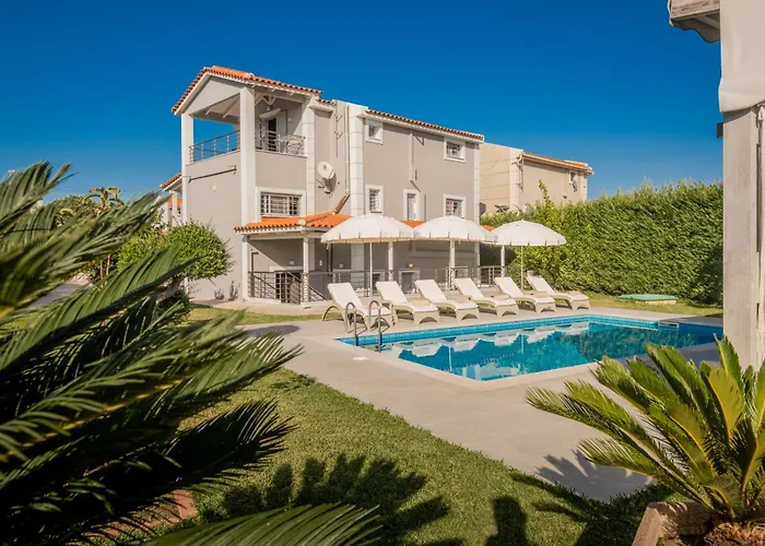 Shameti - Private With Pool Near By Mana Gers Βίλα