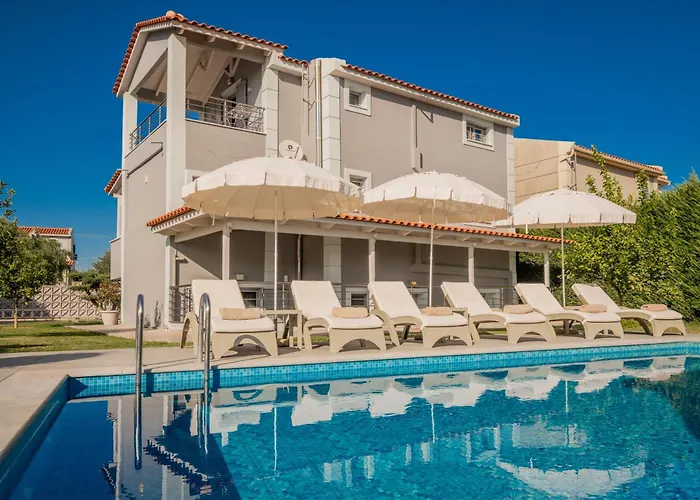 Βίλα Shameti - Private With Pool Near By Mana Gers *