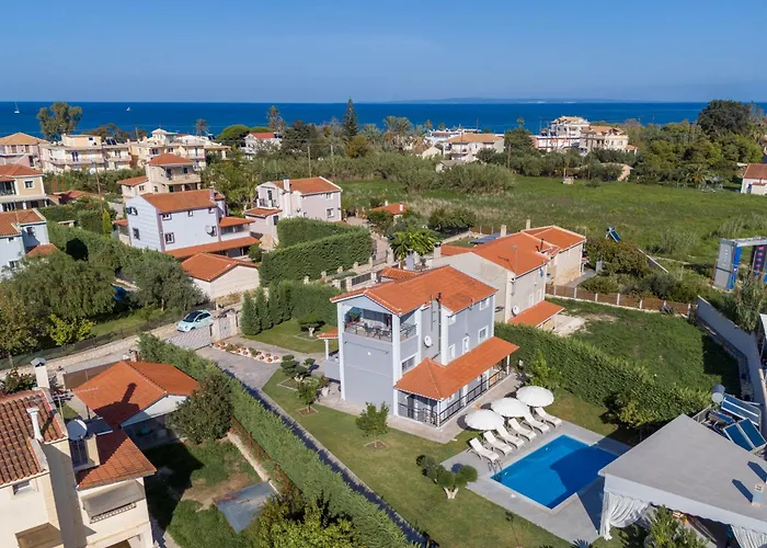 Βίλα Shameti - Private With Pool Near By Mana Gers *