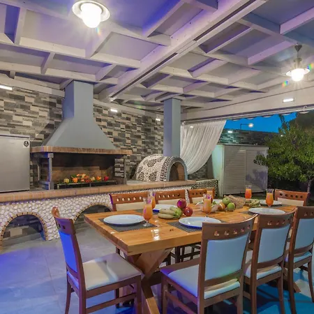 别墅 Shameti - Private With Pool Near By Mana Gers
